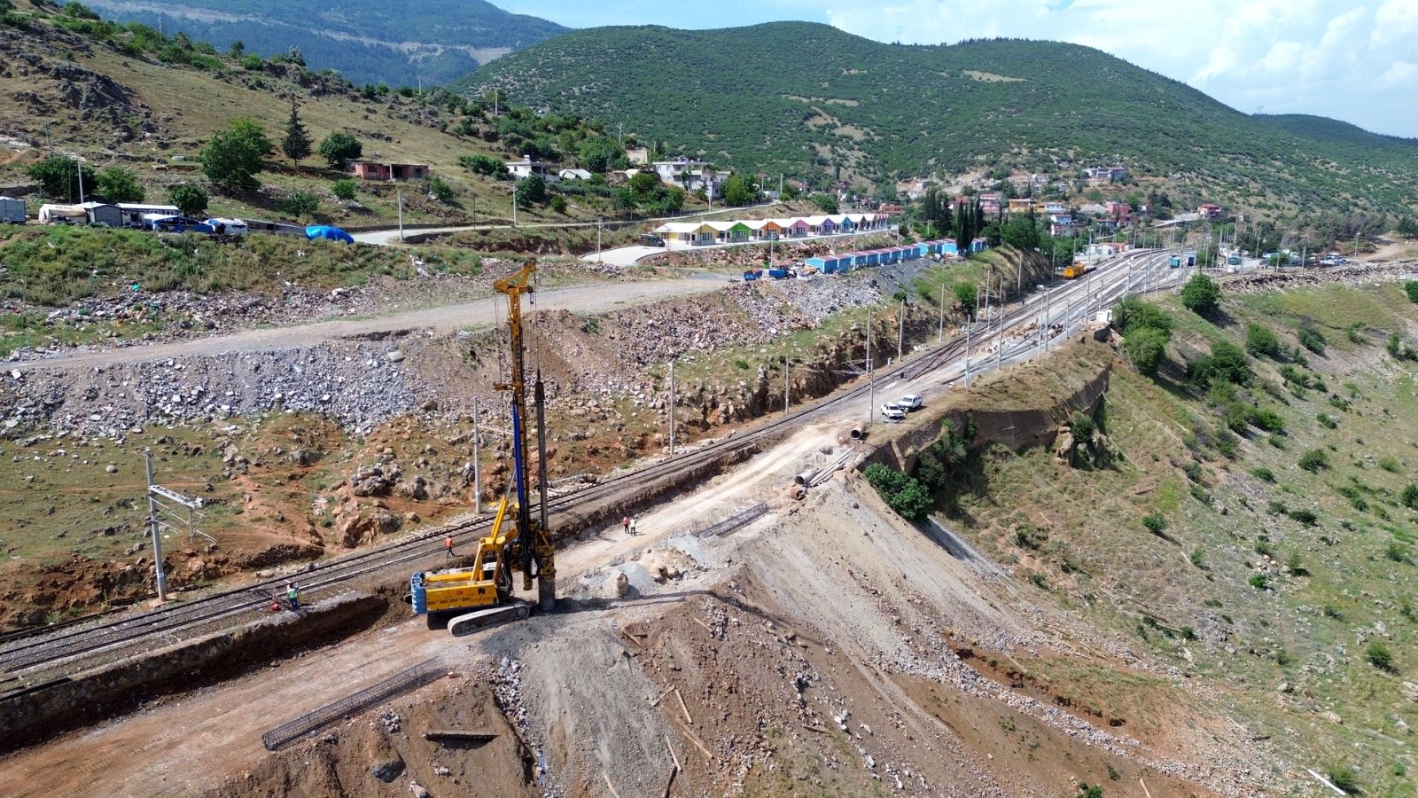 Fevzipasa varyanti ray montaji ve travers yerlesimi