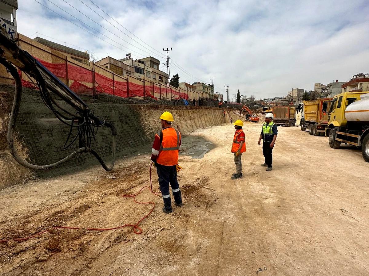 Sahinbey tuneli ic kemer beton kaplama kalitesi